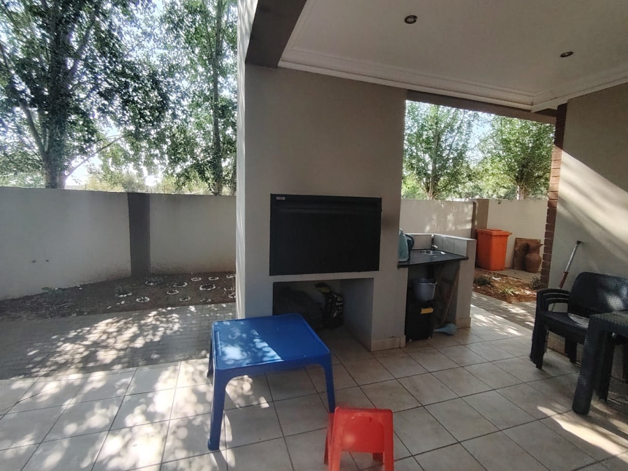 To Let 4 Bedroom Property for Rent in Shellyvale Free State